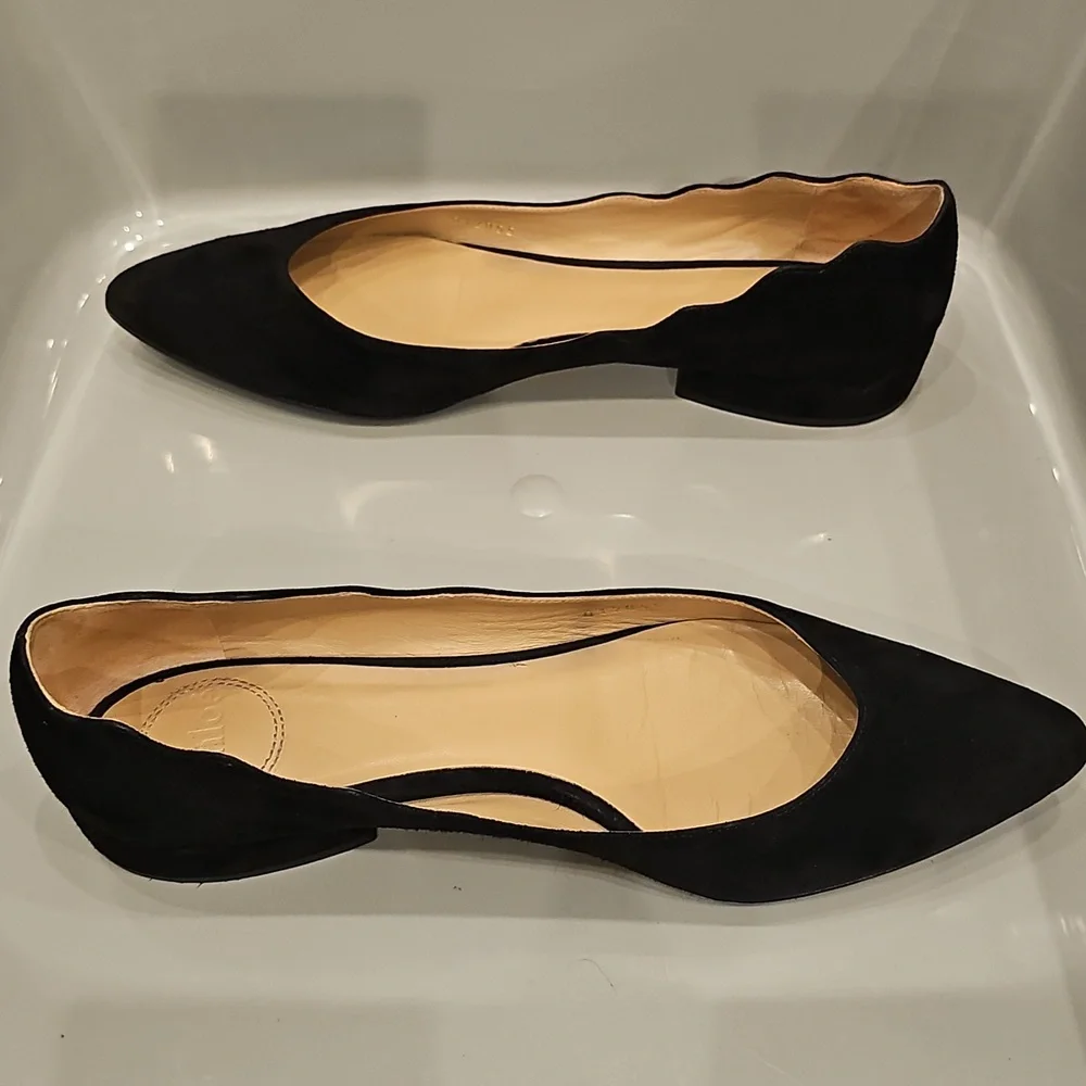 CHLOE Black Suede Classic Scalloped Flats Sz EU 39